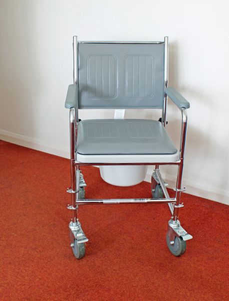 Cost of Commode Replacement in Phenix City